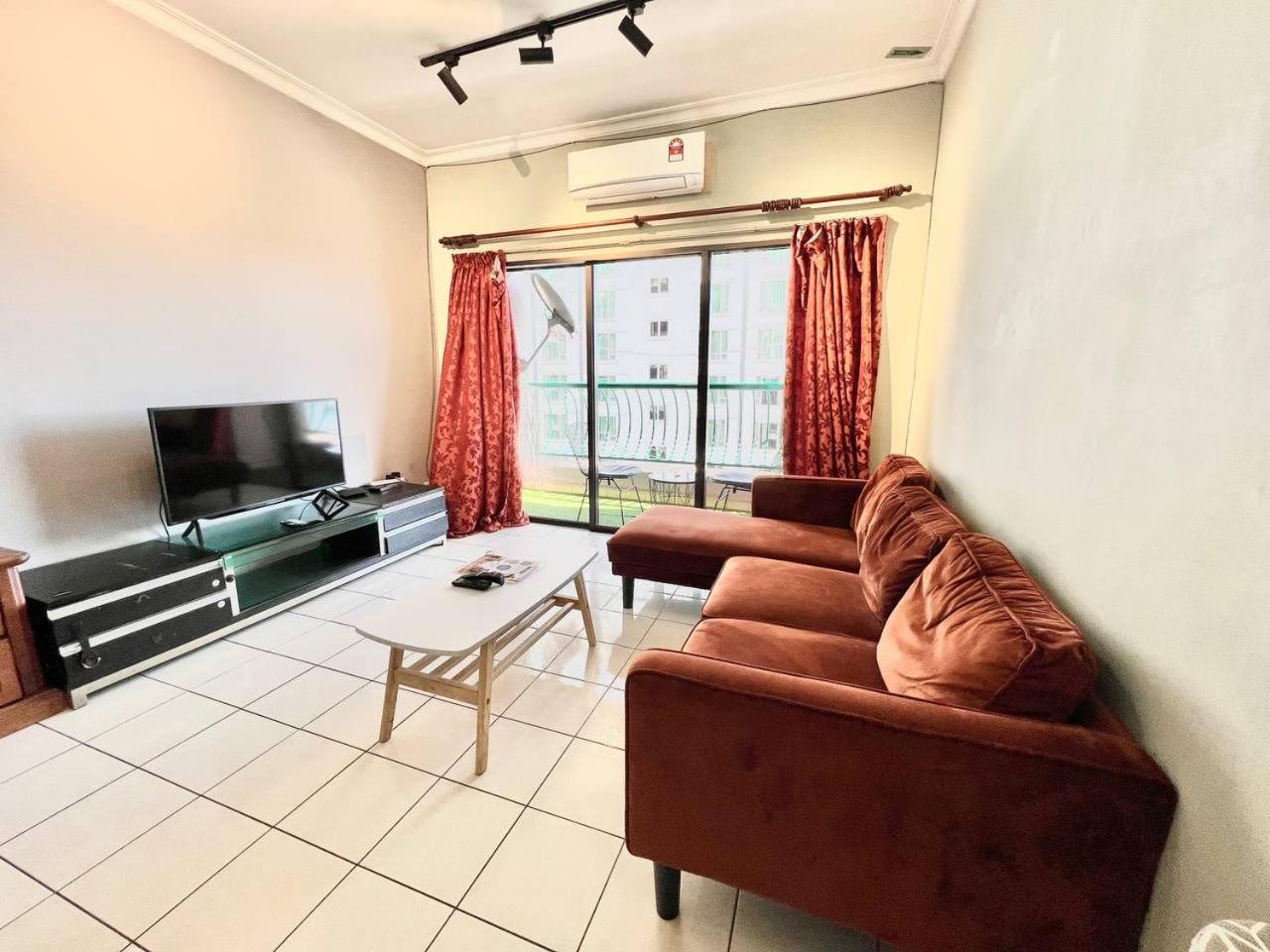 Marina Court Vacation Home 3 Bedrooms - Kota Kinabalu Exterior foto